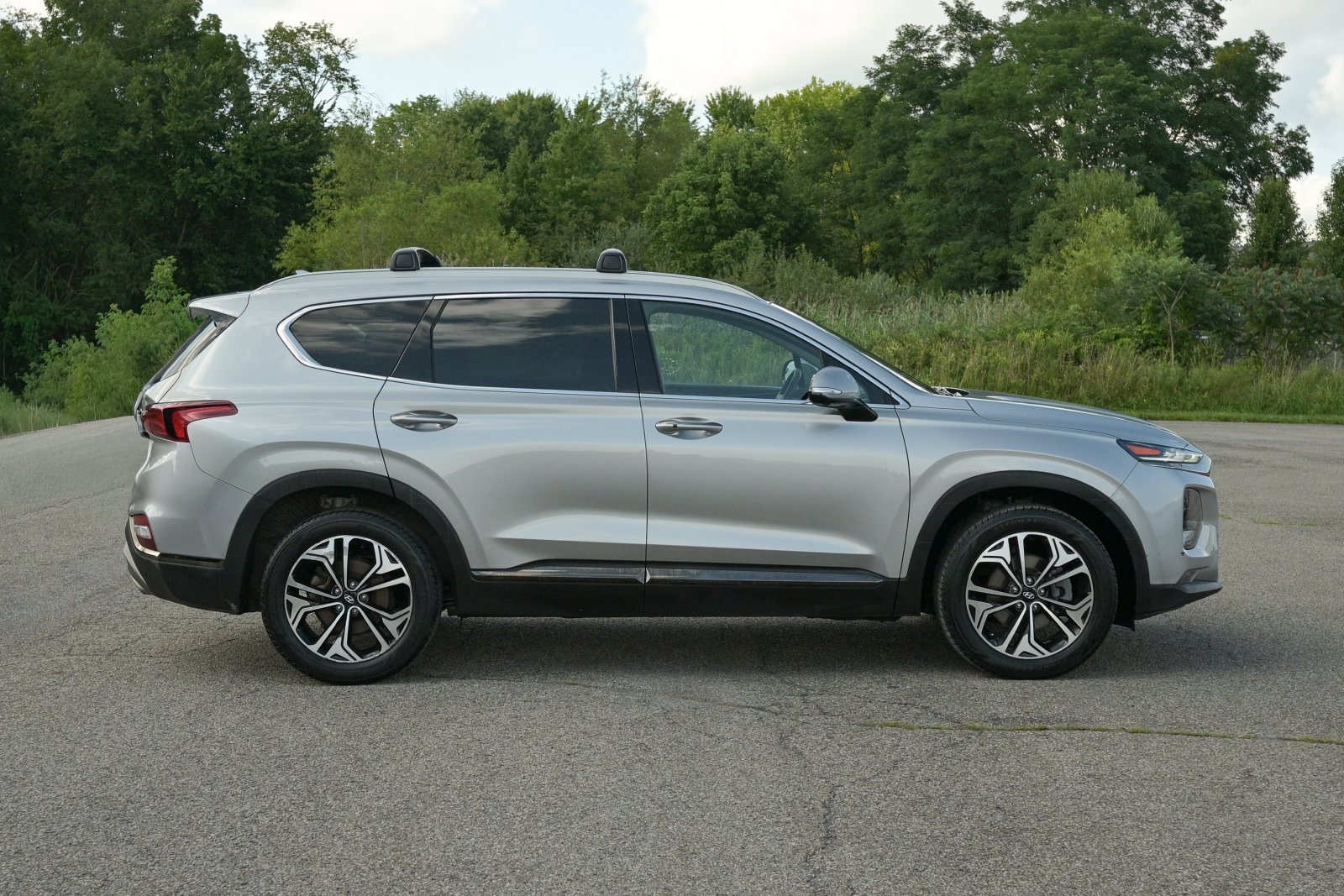 Used 2020 Hyundai Santa Fe Limited AWD/4WD image 12
