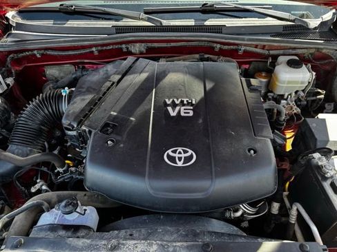 Used 2015 Toyota Tacoma 4x4 Double Cab w/ TRD Off-Road Package image 26