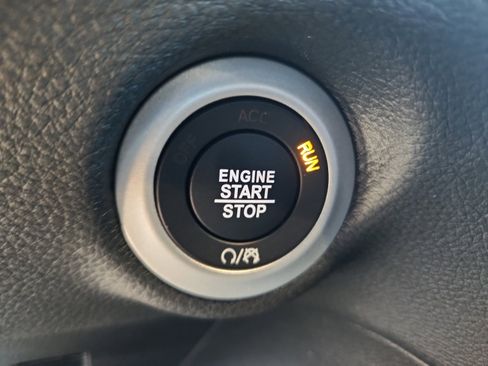 New 2026 Chrysler Pacifica Select w/ S Appearance Package image 31