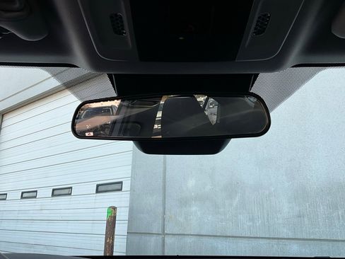 Used 2025 Toyota Camry LE image 17