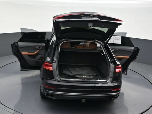 Used 2020 Audi Q8 Premium Plus w/ Premium Plus Package image 37