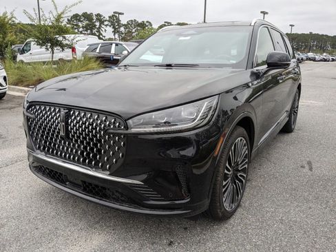 New 2025 Lincoln Aviator Black Label image 8
