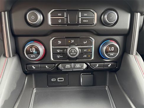 Used 2024 Chevrolet Tahoe RST image 14