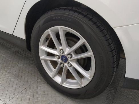 Used 2017 Ford Focus SE image 31