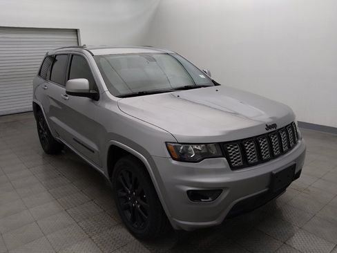 Used 2021 Jeep Grand Cherokee Laredo X RWD image 13