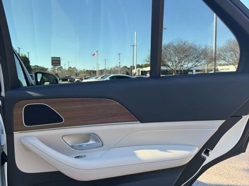 Used 2026 Mercedes-Benz GLE 350 4MATIC image 34