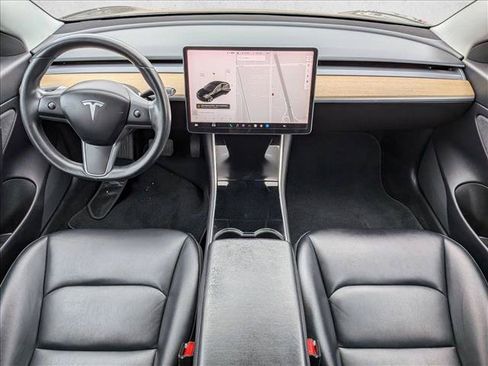 Used 2019 Tesla Model 3 Mid Range RWD image 18