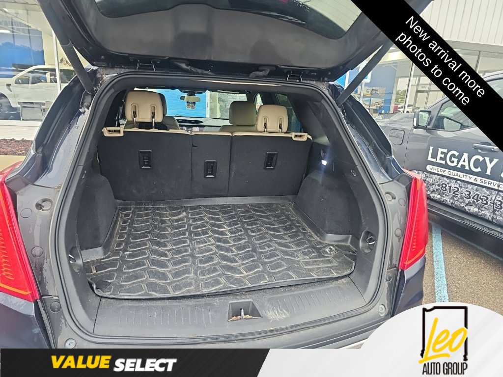 Used 2017 Cadillac XT5 FWD image 11
