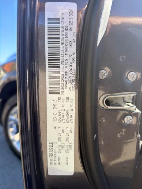 Used 2017 RAM 1500 Laramie w/ Convenience Group AWD/4WD image 34