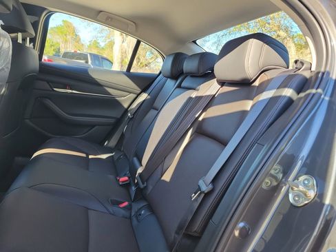 New 2026 MAZDA MAZDA3 2.5 Turbo Sedan w/Premium Plus image 9