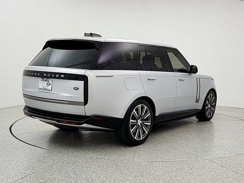 Certified 2023 Land Rover Range Rover SE AWD/4WD image 5