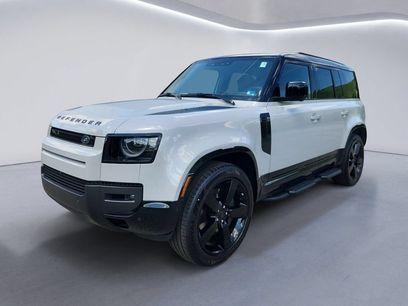 New 2026 Land Rover Defender 110 X-Dynamic SE