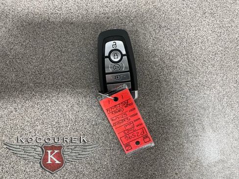 Used 2023 Ford Explorer ST-Line image 25