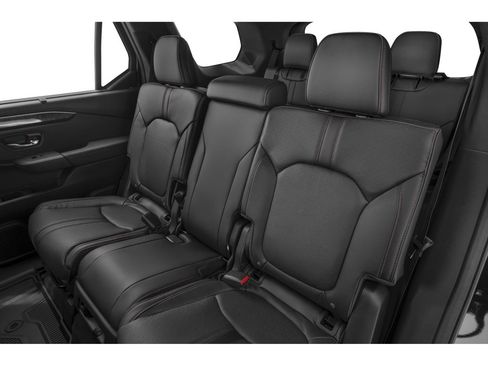 Used 2025 Honda Pilot Black Edition image 26