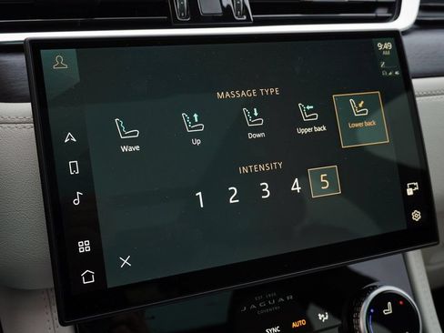 Used 2025 Jaguar F-PACE R-Dynamic S AWD/4WD image 23