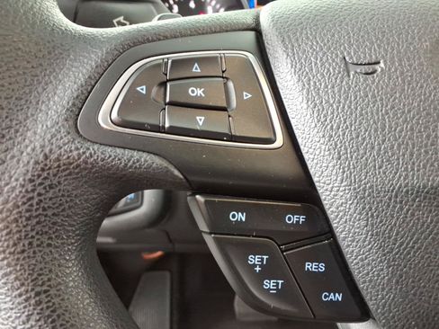 Used 2017 Ford Escape SE FWD image 21