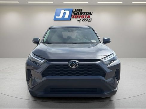 Used 2025 Toyota RAV4 XLE FWD image 2