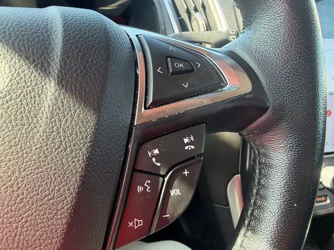 Used 2023 Ford Edge Titanium AWD/4WD image 17