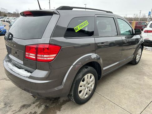 Used 2018 Dodge Journey SE image 5