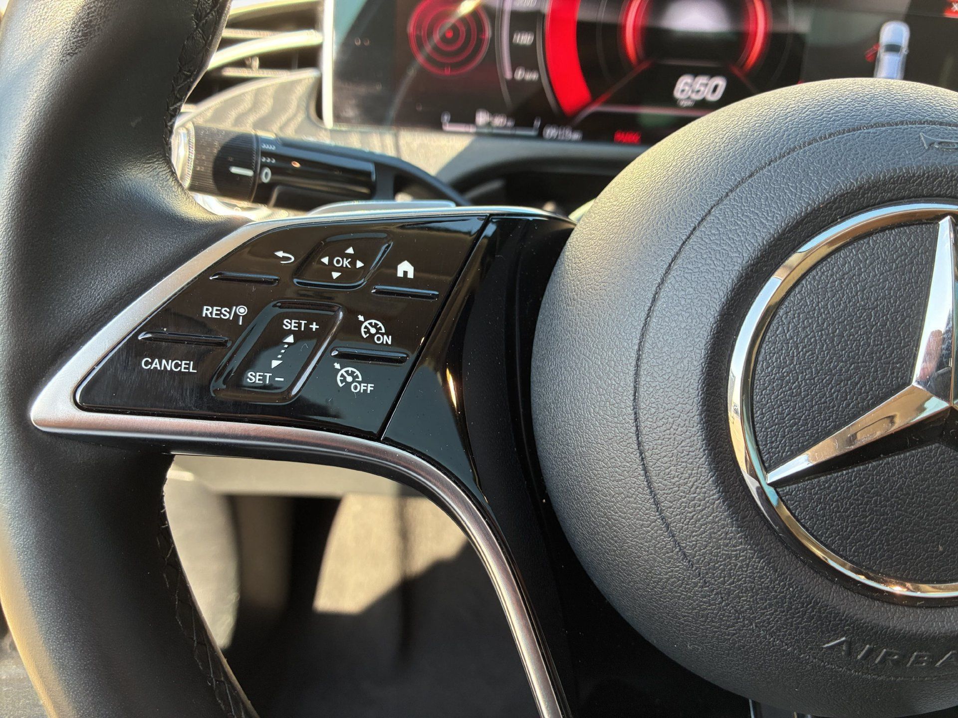 Used 2024 Mercedes-Benz E 350 4MATIC Sedan image 17