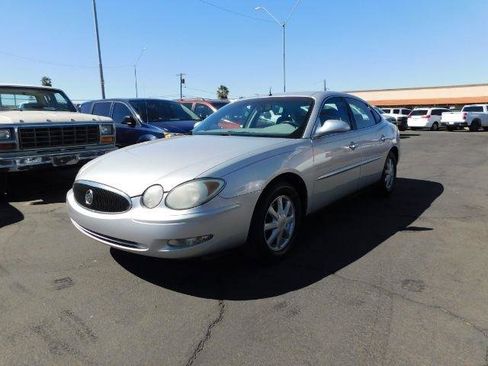 Used 2005 Buick LaCrosse CX w/ Silver Convenience Package image 3