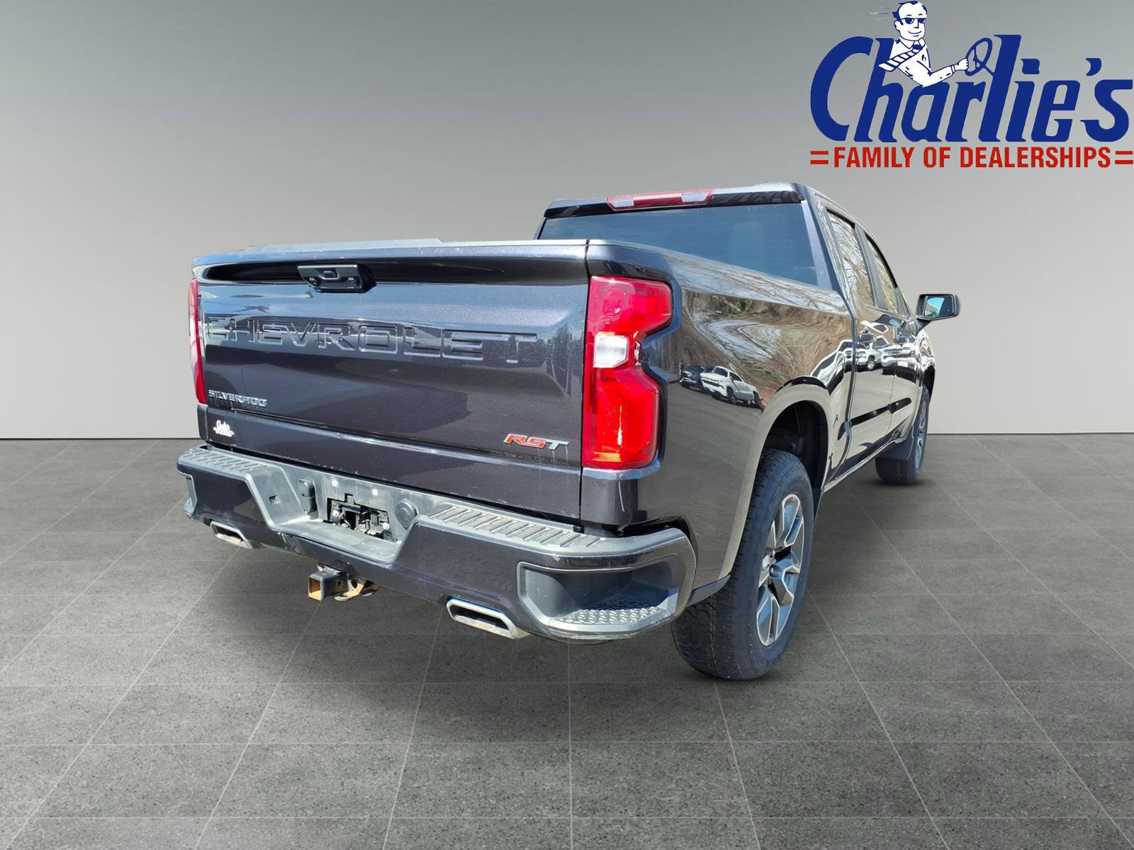 Used 2023 Chevrolet Silverado 1500 RST w/ Z71 Off-Road Package AWD/4WD image 4