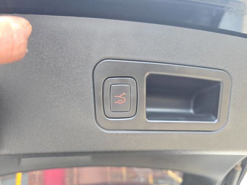 Used 2013 Tesla Model S Base 4dr Liftback (85 kWh) image 19