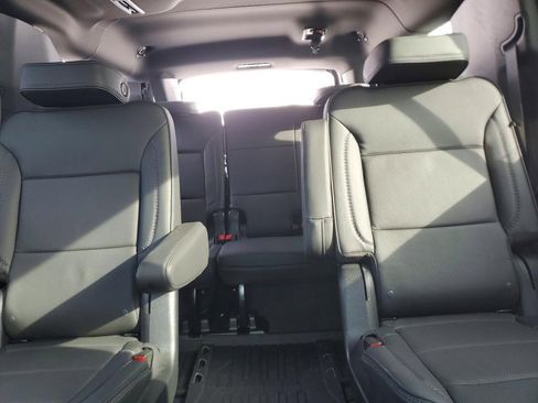 Used 2023 GMC Yukon XL Denali image 7