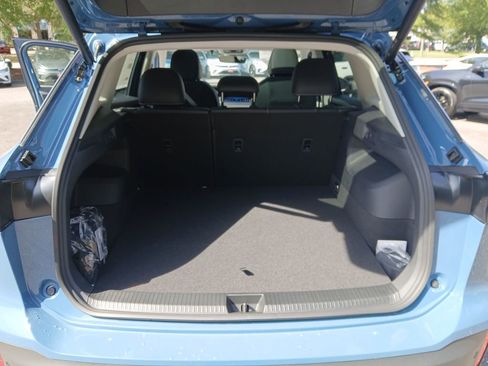 New 2025 Volkswagen Tiguan SE image 22