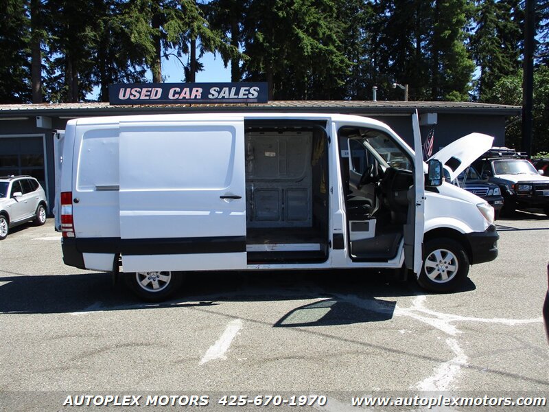 Used 2016 Mercedes-Benz Sprinter 2500 image 30