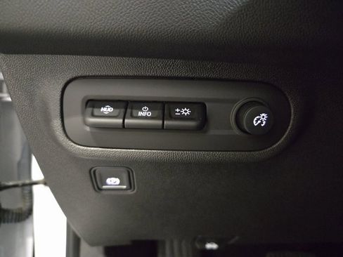 Used 2023 GMC Terrain Denali w/ Denali Premium Package image 27