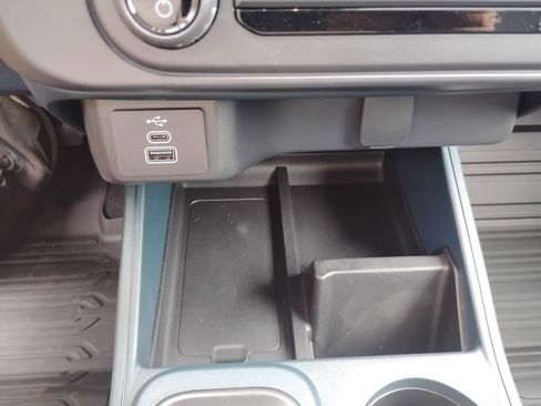 New 2025 Ford Maverick XL image 24