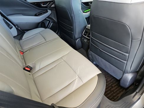 New 2025 Subaru Outback Limited image 11