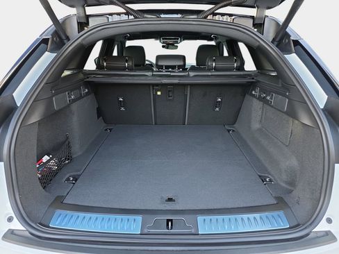 New 2026 Land Rover Range Rover Velar S AWD/4WD image 12
