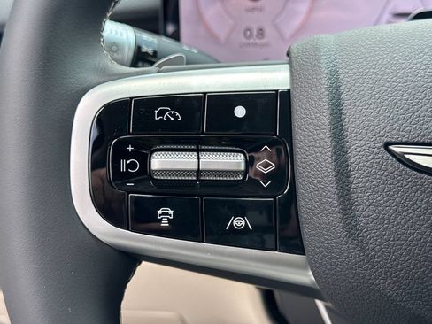 New 2026 Genesis GV70 2.5T Select AWD/4WD image 25