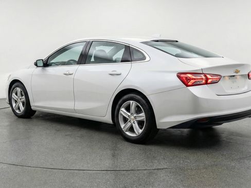 Used 2023 Chevrolet Malibu LT w/ Driver Confidence Package FWD image 6