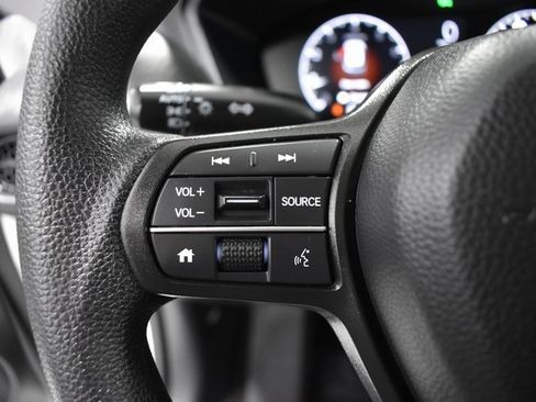 Used 2025 Honda HR-V LX image 24