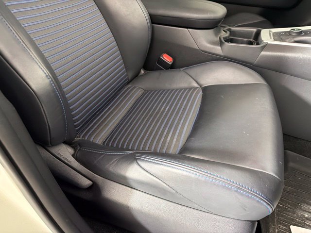 Used 2020 Toyota RAV4 XSE w/ XSE Grade Weather Package AWD/4WD image 33