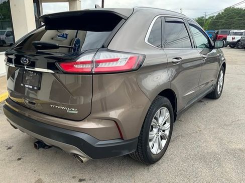Used 2019 Ford Edge Titanium FWD image 11