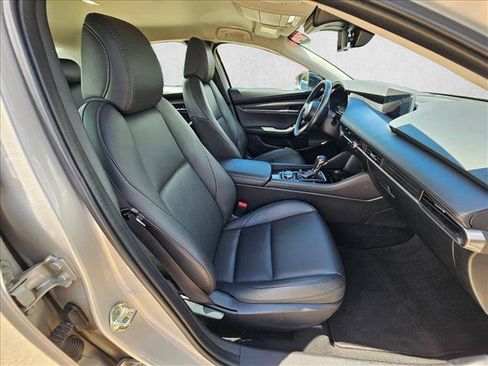 Used 2024 MAZDA MAZDA3 s FWD image 18