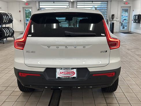 New 2026 Volvo XC40 B5 Ultra w/ Protection Package Premier image 6