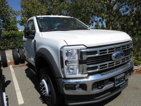 New 2024 Ford F450 XL w/ XL Chrome Package image 3