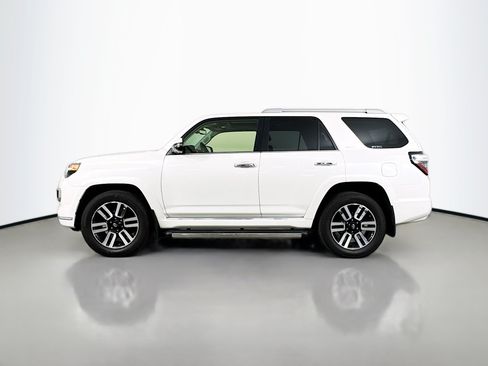 Certified 2021 Toyota 4Runner Limited AWD/4WD image 4