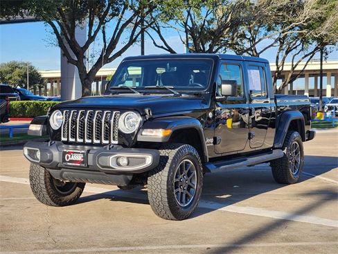 Used 2021 Jeep Gladiator Overland image 3