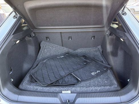 Certified 2023 Volkswagen ID.4 Pro RWD image 5