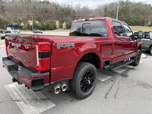 New 2026 Ford F250 Lariat w/ Black Appearance Package image 5