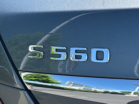 Used 2018 Mercedes-Benz S 560 Sedan image 26