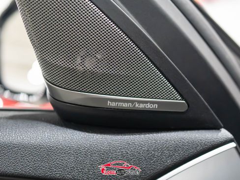 Used 2018 BMW 530e w/ Premium Package 2 image 44