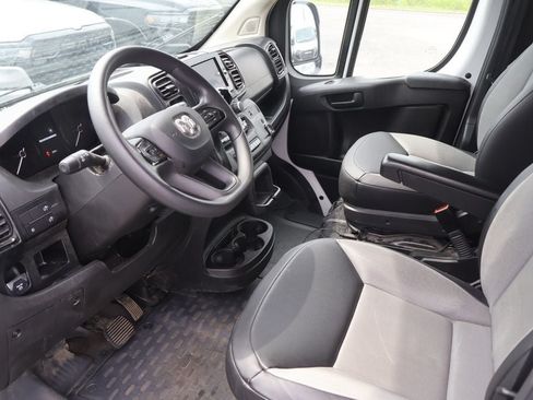 Used 2025 RAM ProMaster 3500 w/ Convenience Group FWD image 5
