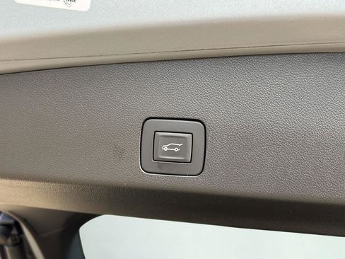 Used 2023 Buick Encore GX Select w/ Sport Touring Package AWD/4WD image 26